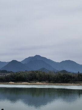 水墨山水