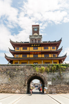 中国浙江宁波鼓楼风光