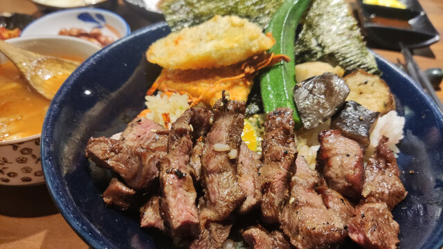 牛肉饭