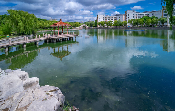 青岛农业大学虹子湖