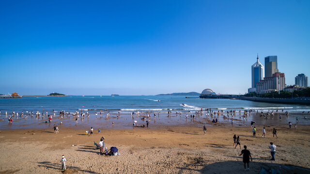 青岛栈桥海水浴场