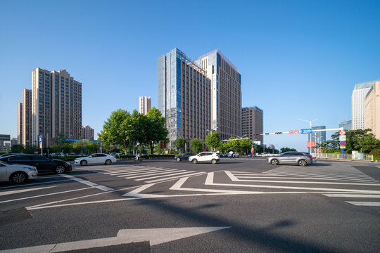 青岛西海岸双珠路街景