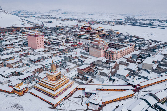 四川阿坝县冬季雪景航拍