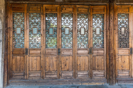 中式古代园林民居镂空雕花窗