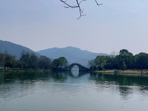 小桥流水