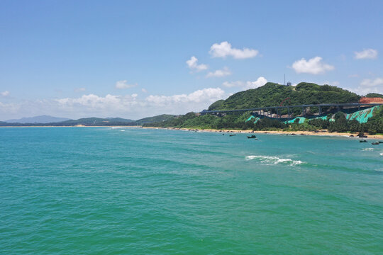 海南燕子洞海岸线