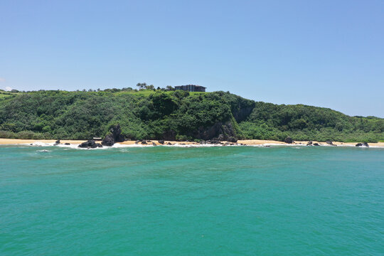 海南燕子洞海岸线