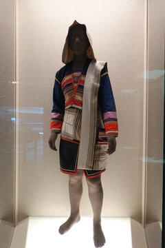 基诺族民族服装基诺族女装