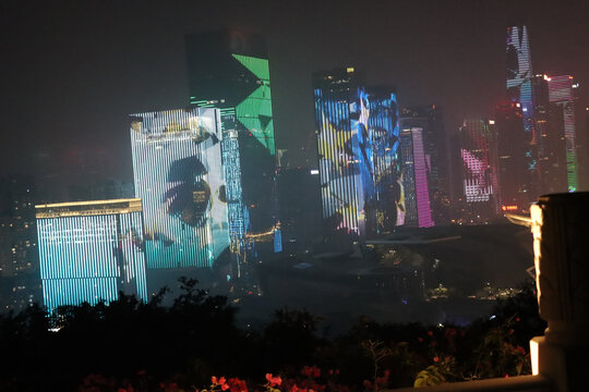 城市高楼夜景