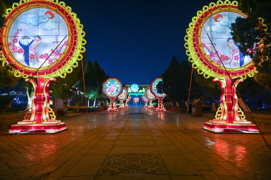 开封龙亭公园元宵节灯会彩灯夜景