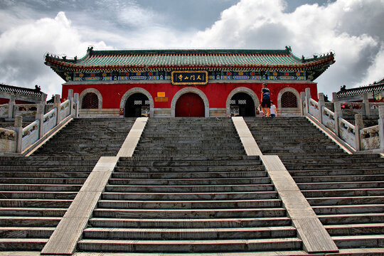 张家界天门山寺