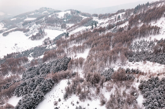 吉林松岭雪村冬季东北农村雪景