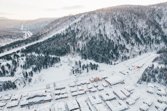 航拍雪乡雪景旅游民宿东北农村