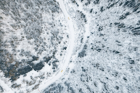 航拍雪乡雪景旅游民宿东北农村