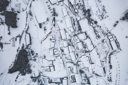 吉林松岭雪村冬季东北农村雪景