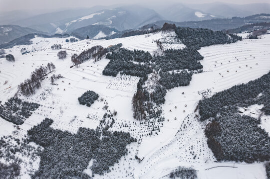 吉林松岭雪村冬季东北农村雪景