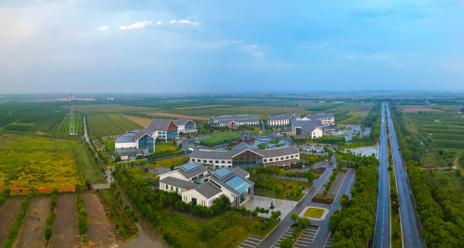 中国水上王城巨淀湖风景区