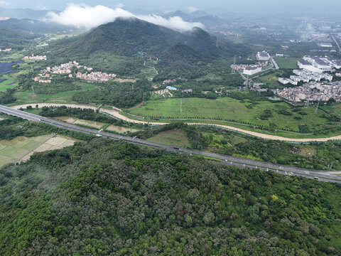 山区高速公路