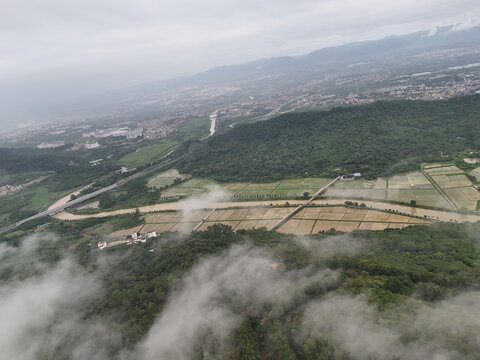 山林田野