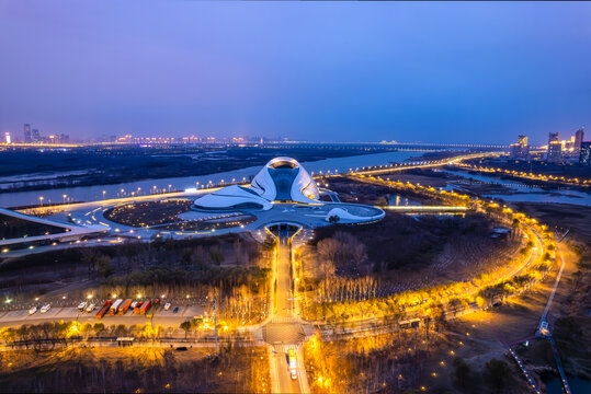 中国黑龙江哈尔滨大剧院夜景航拍