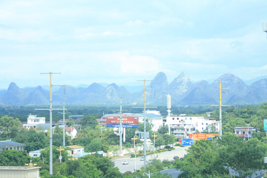 喀斯特地貌山体背景