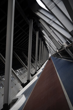 彭埠大桥的钢架结构