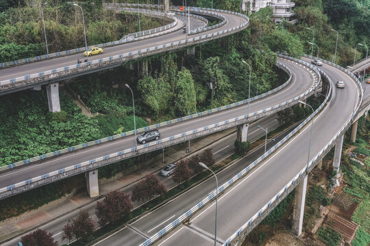 山体高架桥道路交通运输