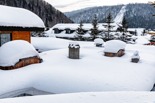 黑龙江雪乡雪景旅游民宿东北农村