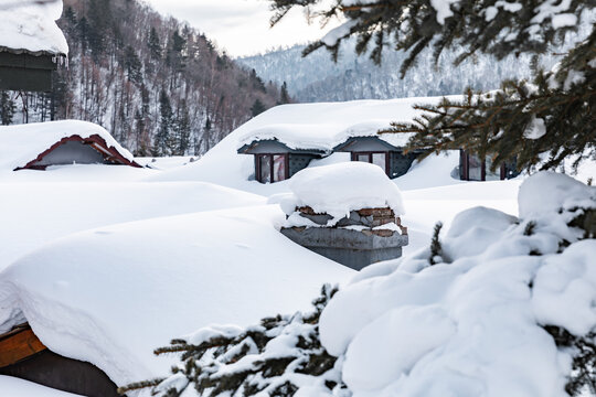 黑龙江雪乡雪景旅游民宿东北农村