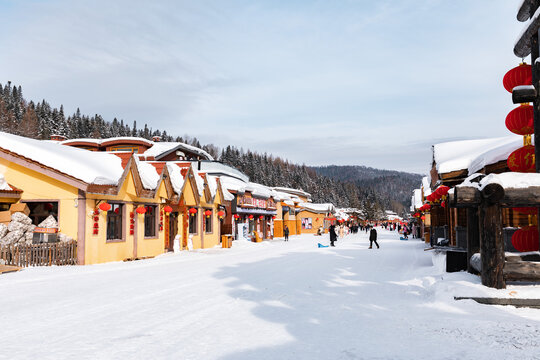 黑龙江雪乡雪景旅游民宿东北农村