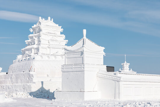 东北冰雪大世界冰雕雪雕雕塑施工