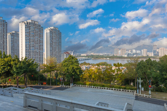 厦门集美新城蓝天白云都市风景