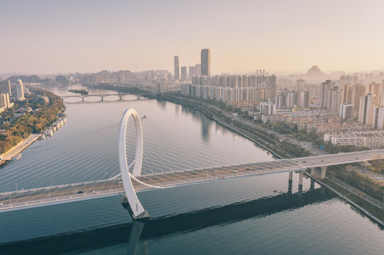 广西柳州白沙大桥与市中心航拍