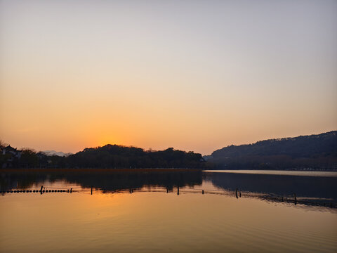 夕阳山水