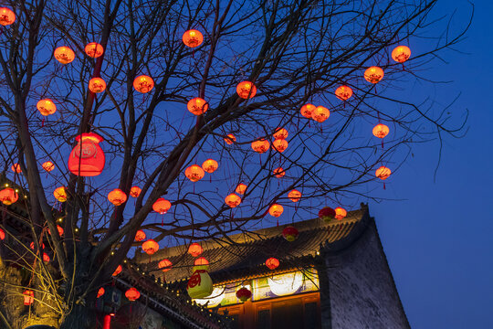 定州红灯笼与古建筑夜景