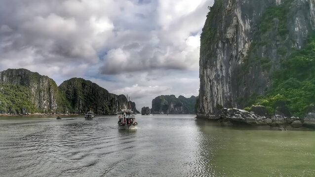 越南下龙湾湖泊一览