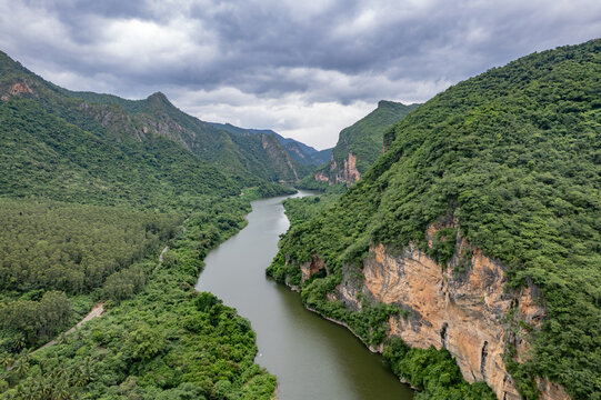 海南霸王岭