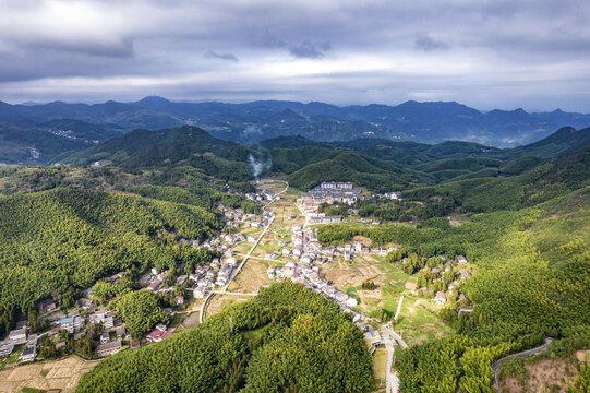 浙江温州瓯海泽雅五凤垟田野