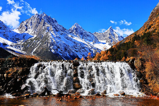 四川阿坝毕棚沟秋景磐羊湖