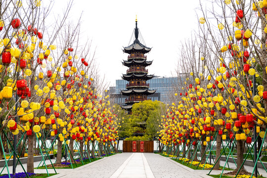 上海龙华寺龙华塔