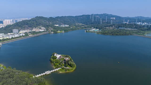 石岩湖温泉渡假村