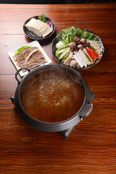 韩式狗肉火锅