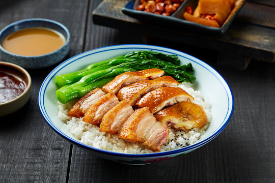 豉油鸡拼烧肉饭