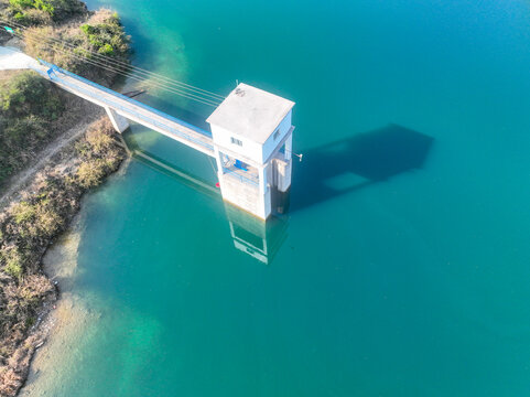 玉屏白岩河水库风光