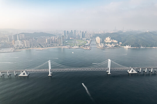 大连星海湾跨海大桥蓝天白云航拍