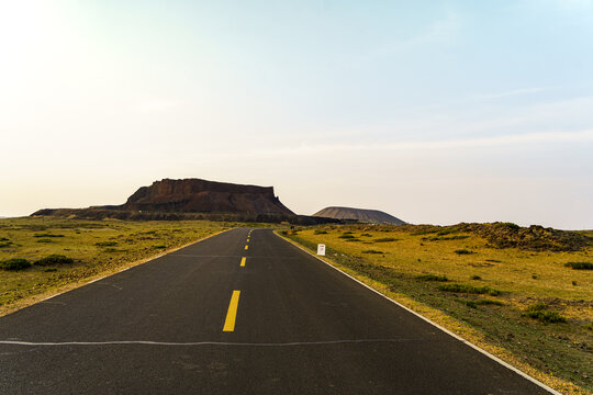 内蒙乌兰哈达火山公路