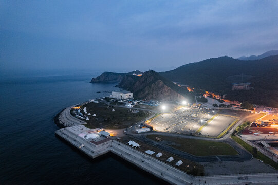 大连老虎滩渔人码头城市夜景