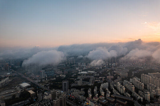 大连都市风光城市楼房楼盘开盘