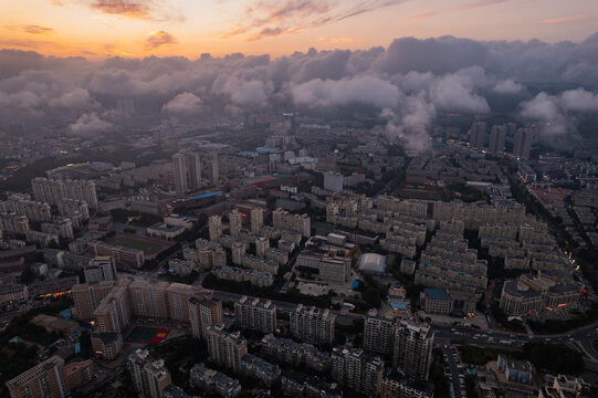 大连都市风光城市楼房楼盘开盘