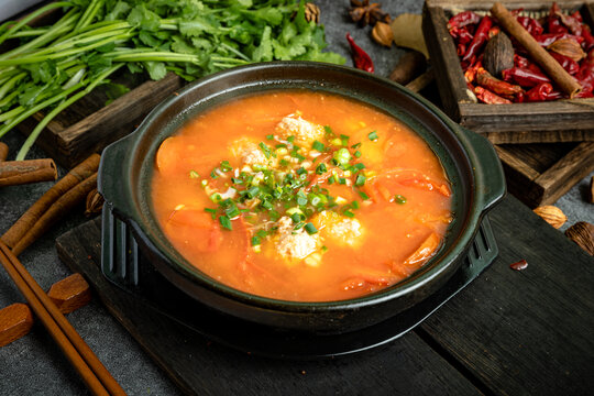 砂锅番茄肉丸汤